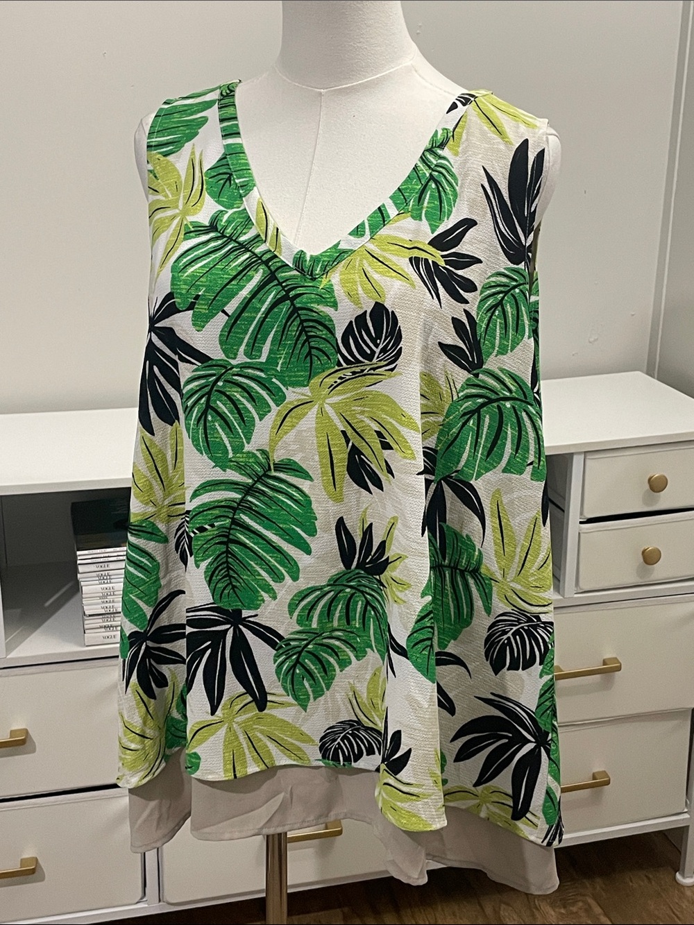 New Directions Hi-Low Tropical Leaf Blouse (XL)